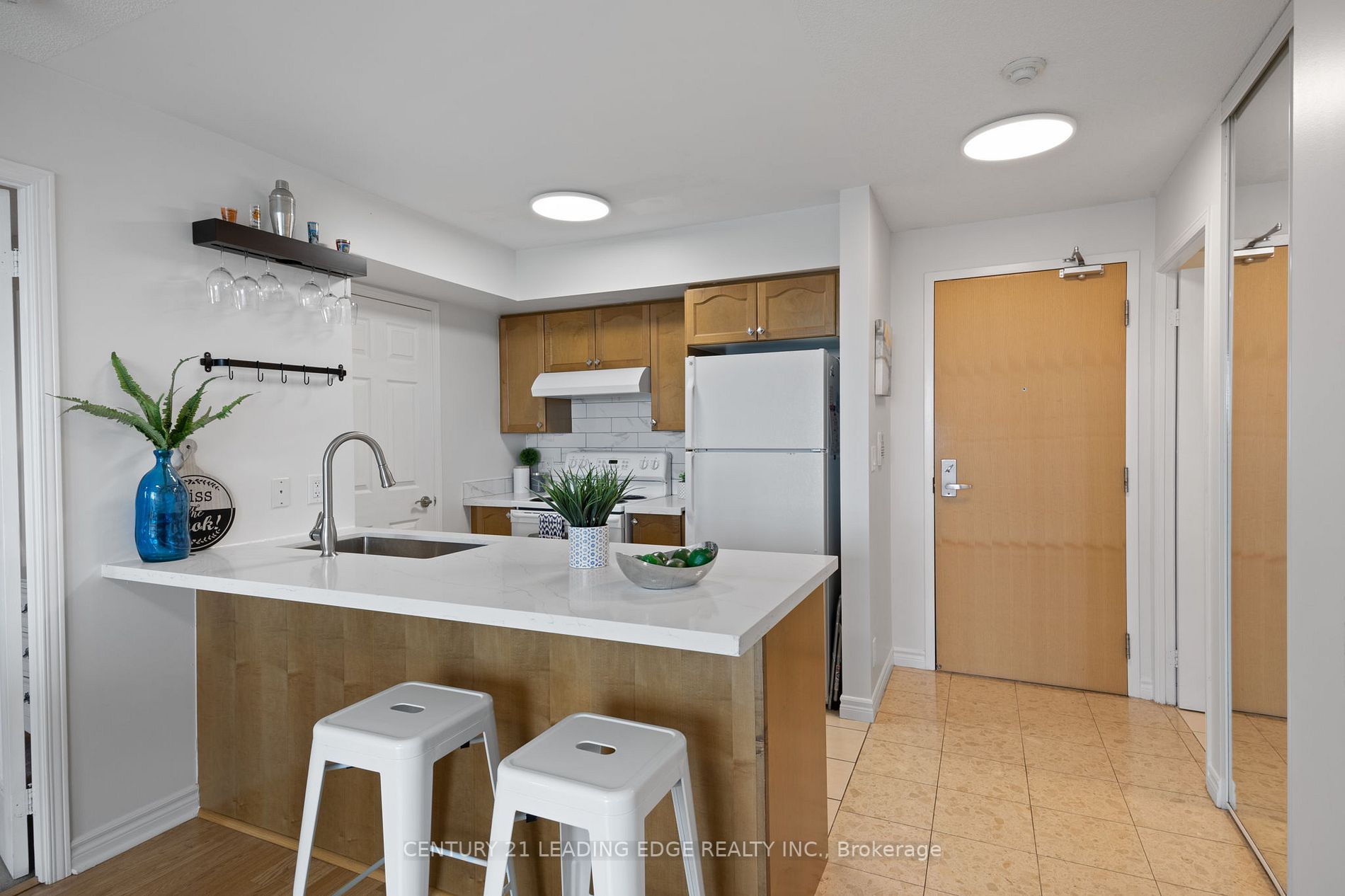 68 Grangeway Ave, #1708