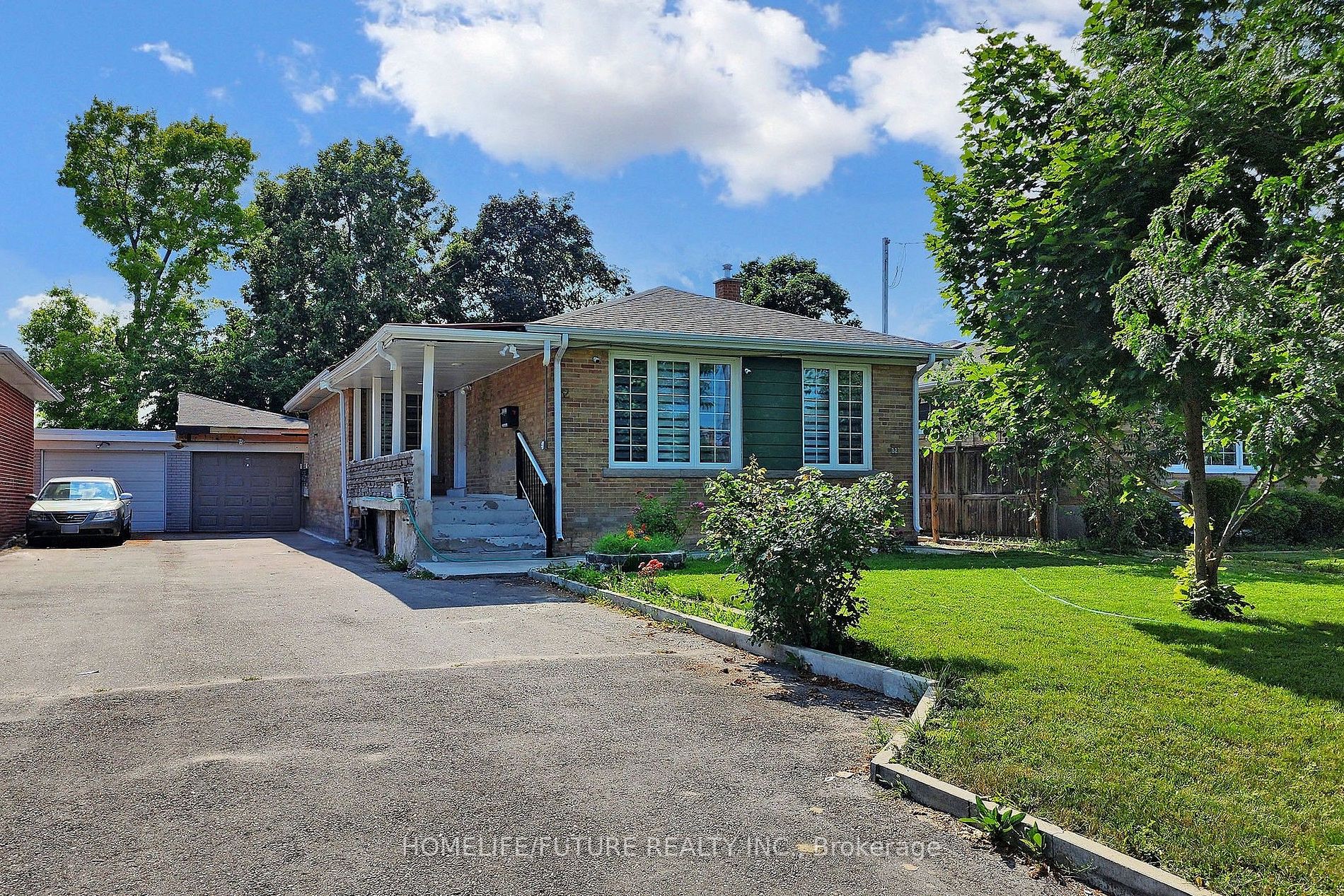 32 Wexford Boulevard