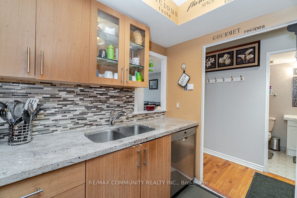 5 Greystone Walk Dr, #103