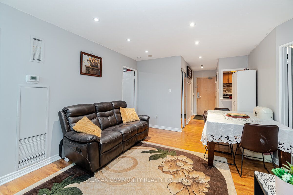5 Greystone Walk Dr, #103