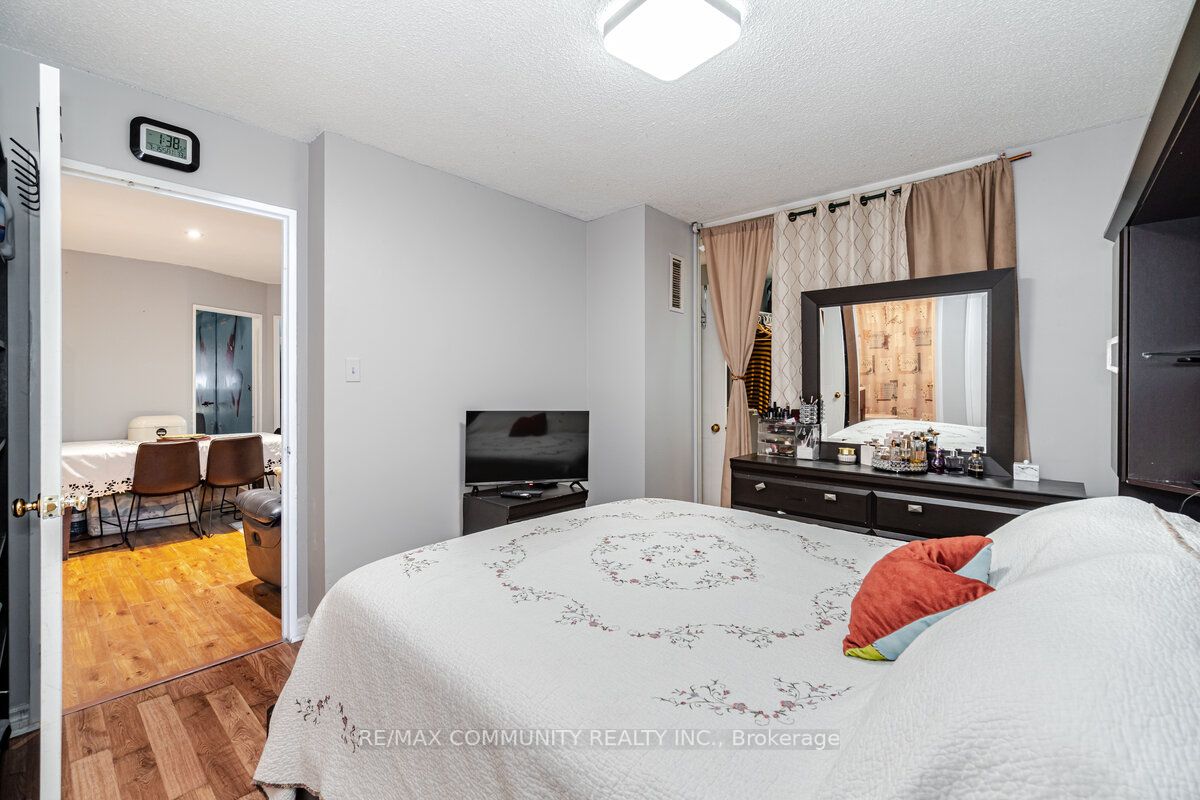 5 Greystone Walk Dr, #103