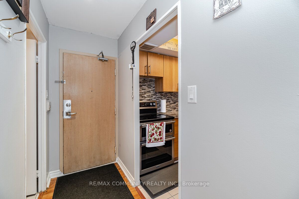 5 Greystone Walk Dr, #103