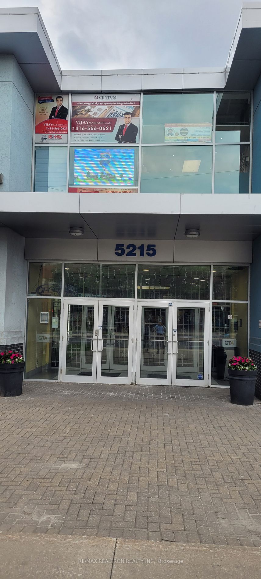 5215 Finch Ave E, #216