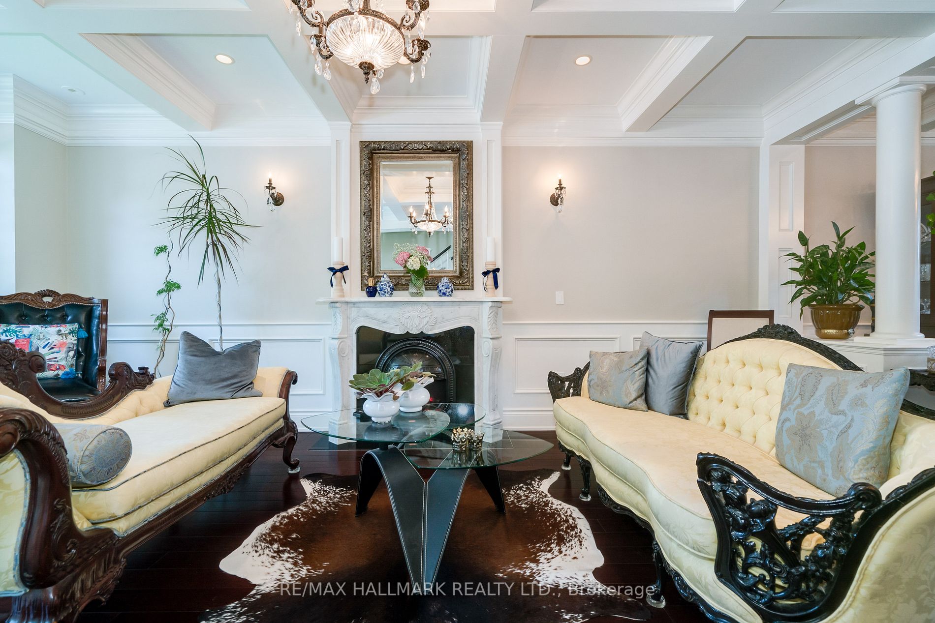 31 Red Deer Ave