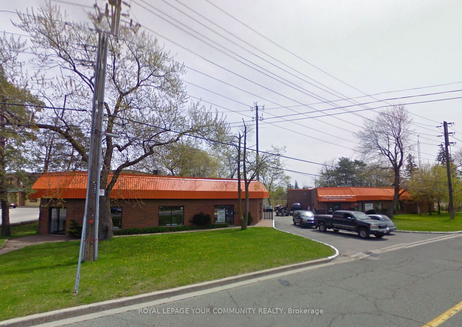 6067 Kingston Rd