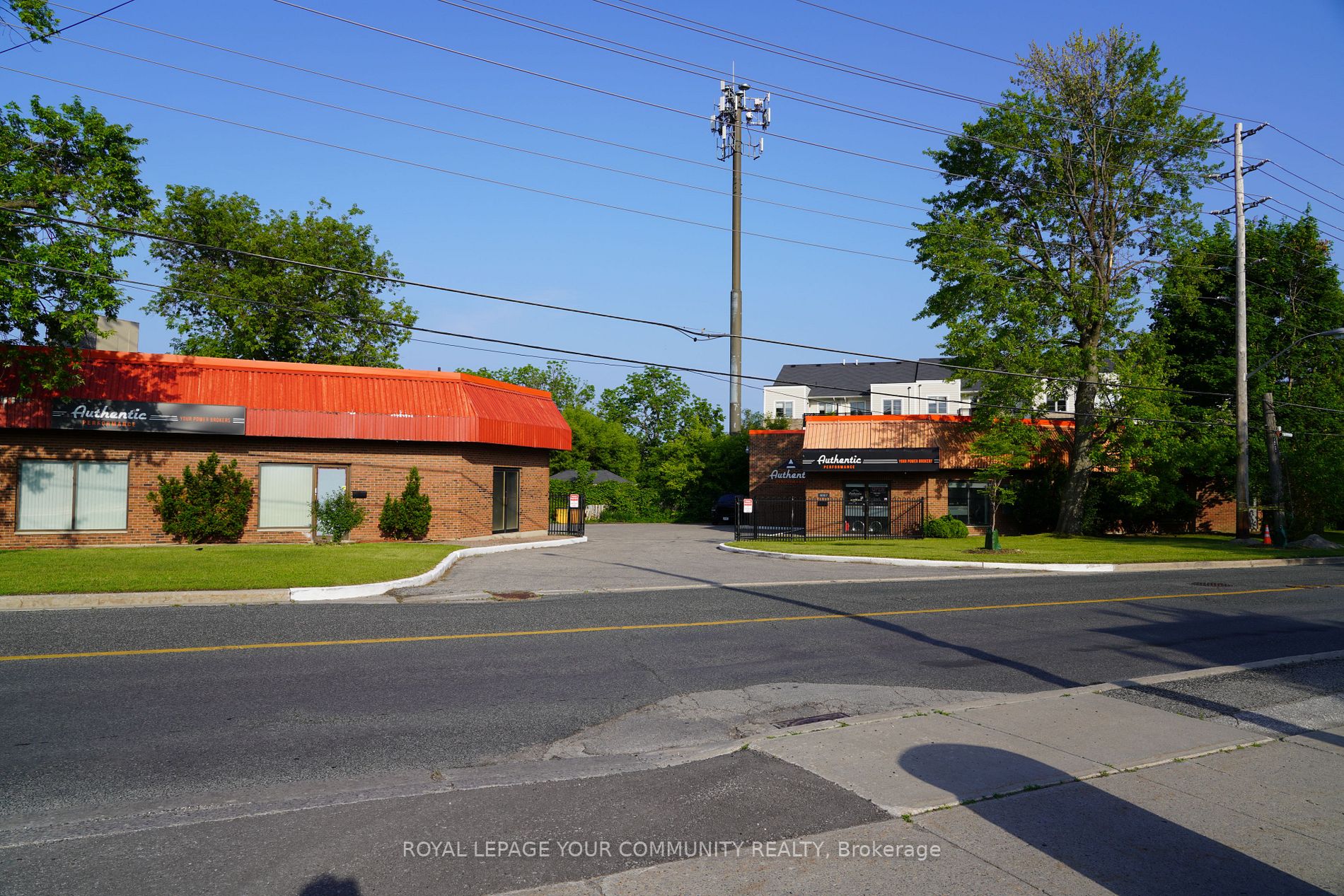 6067 Kingston Rd