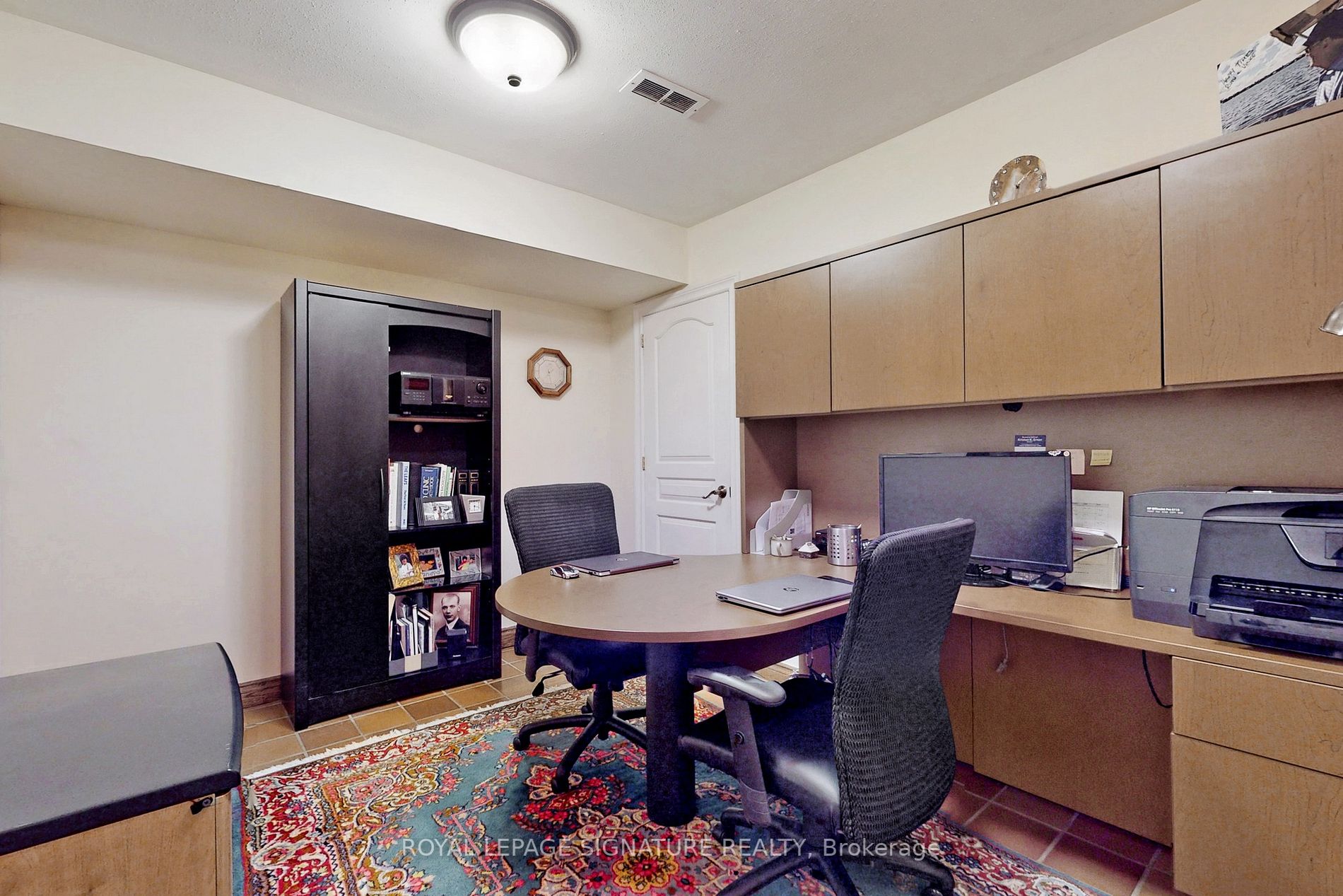 10 Silversand Pl