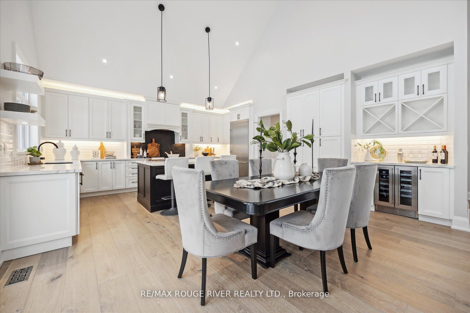 46 Charles Tilley Cres