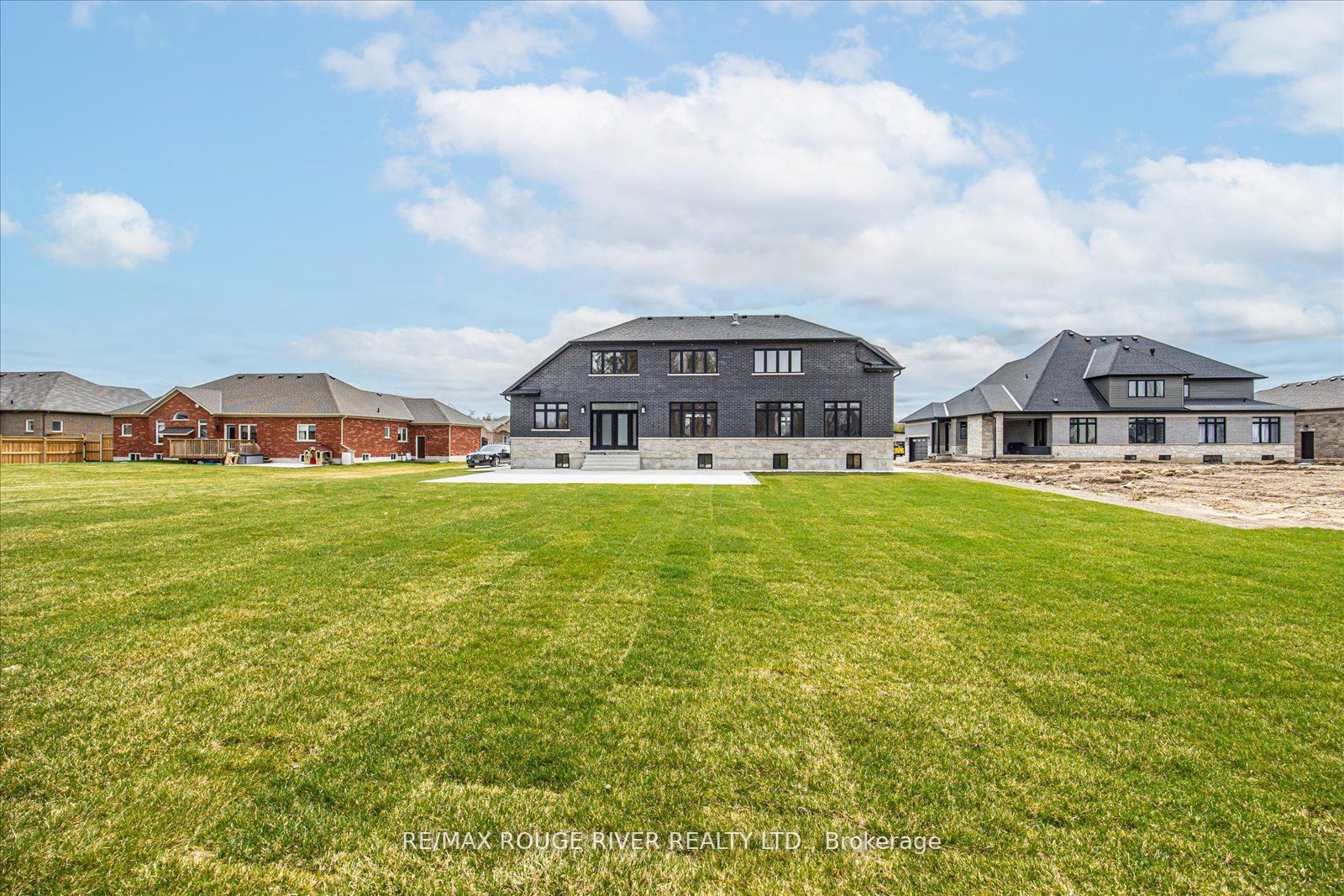 46 Charles Tilley Cres