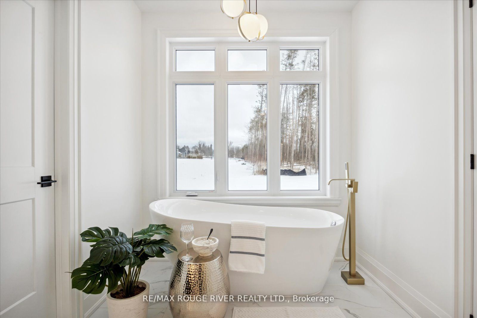 46 Charles Tilley Cres