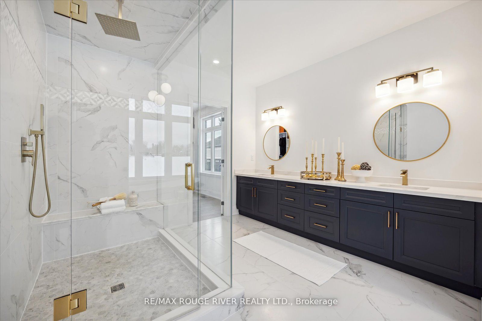46 Charles Tilley Cres