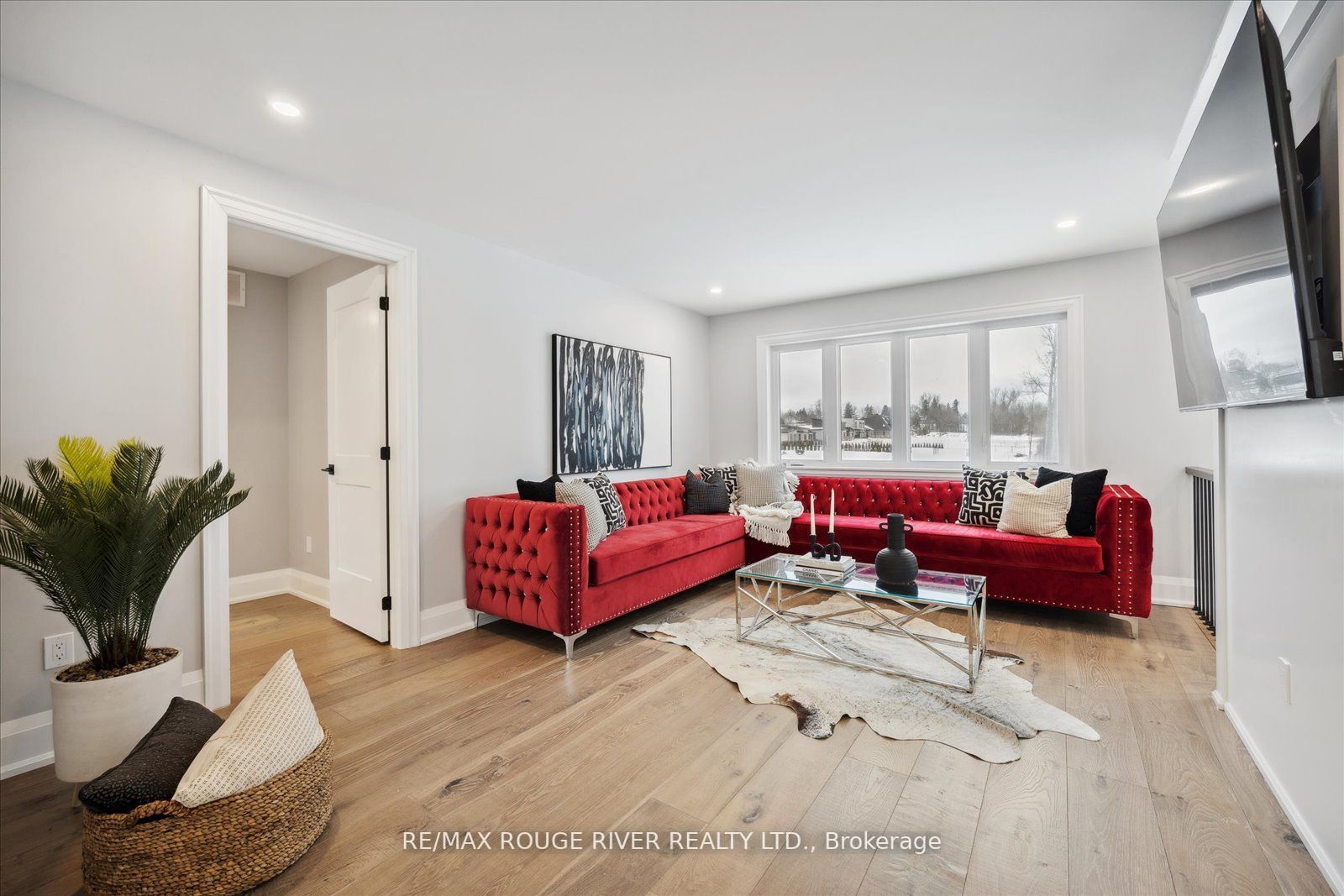 46 Charles Tilley Cres
