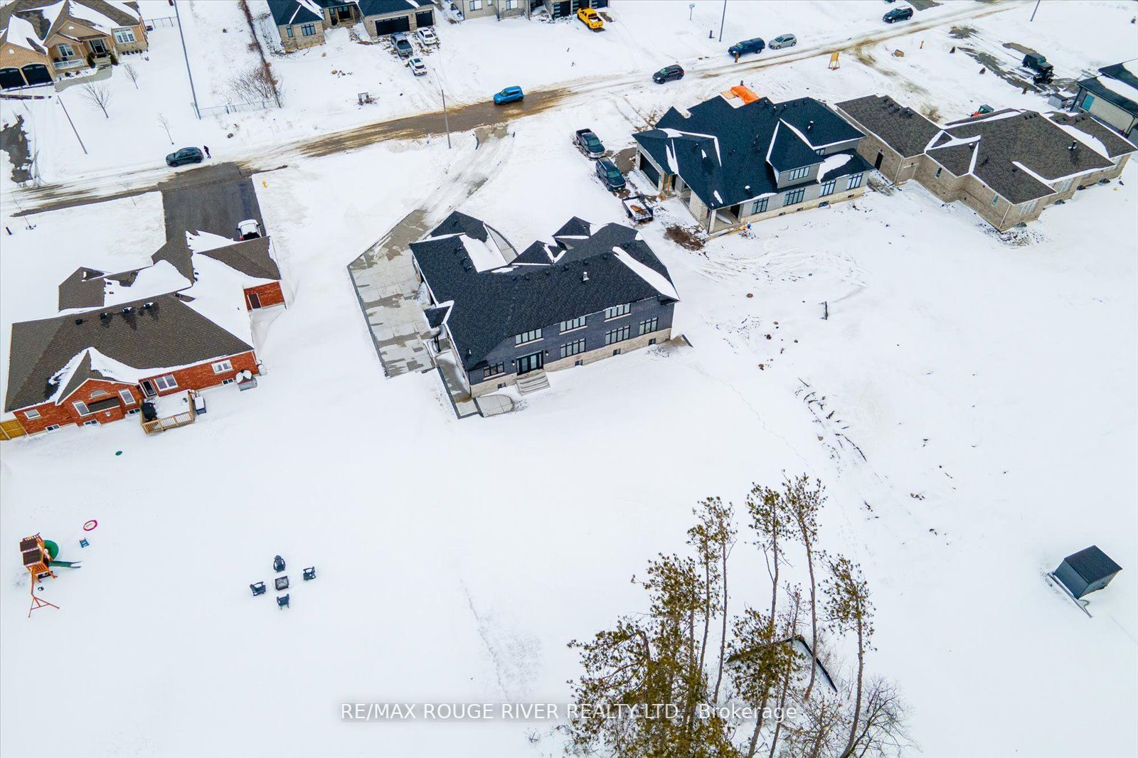46 Charles Tilley Cres