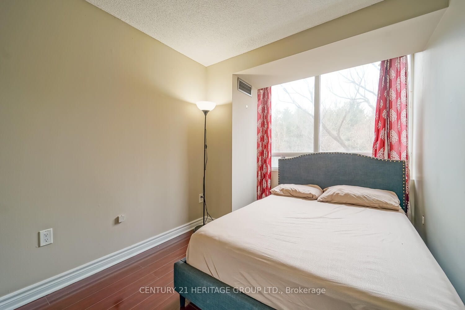 3050 Ellesmere Rd, #311