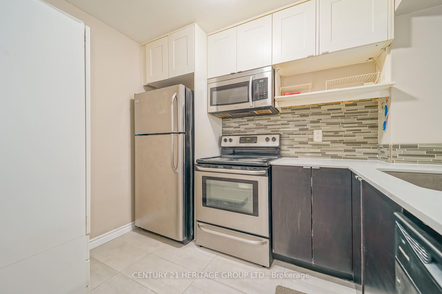 3050 Ellesmere Rd, #311