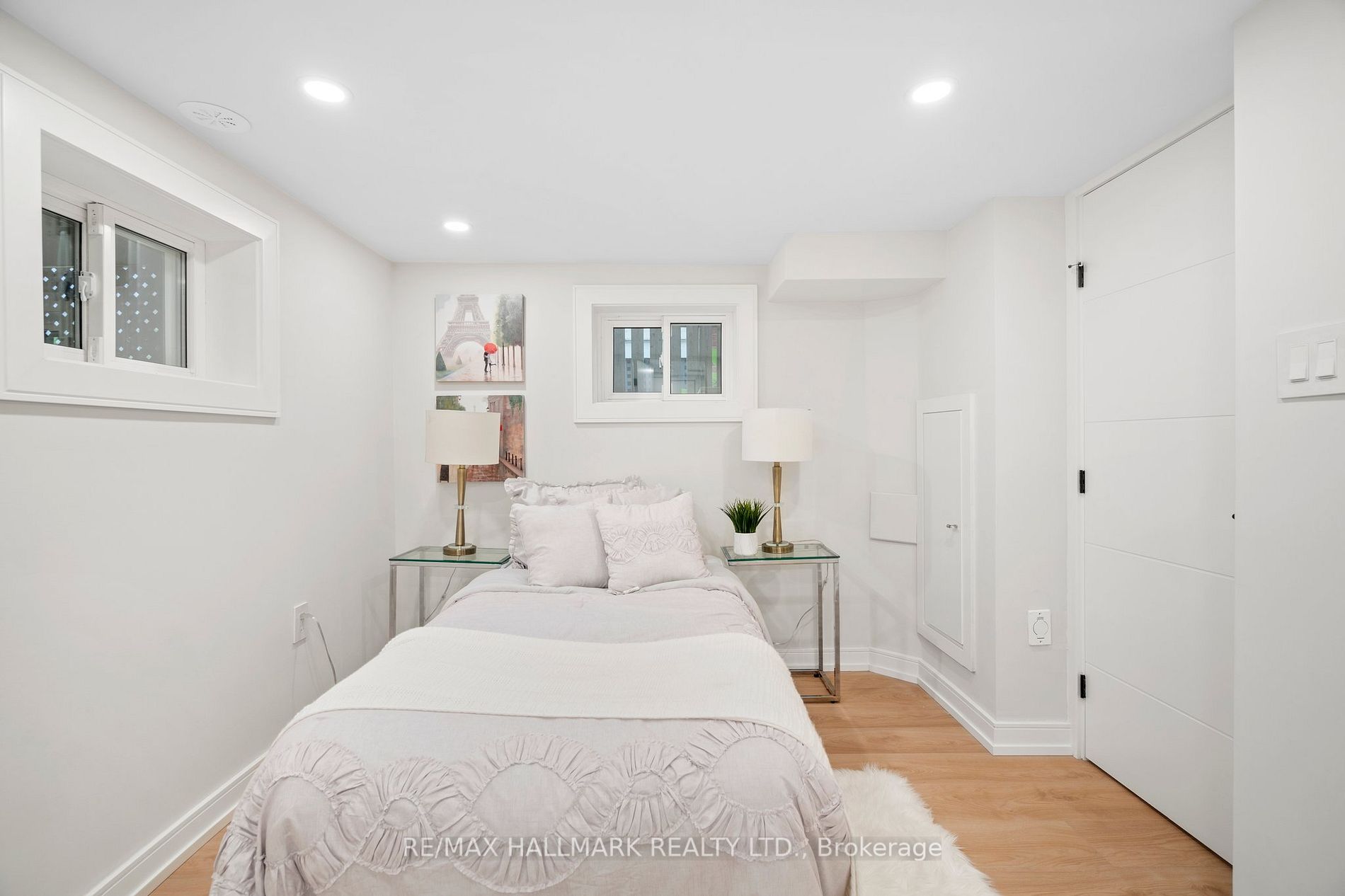 28 Pine Avenue