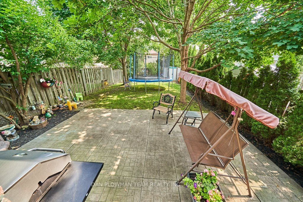 19 Greenfield Crescent