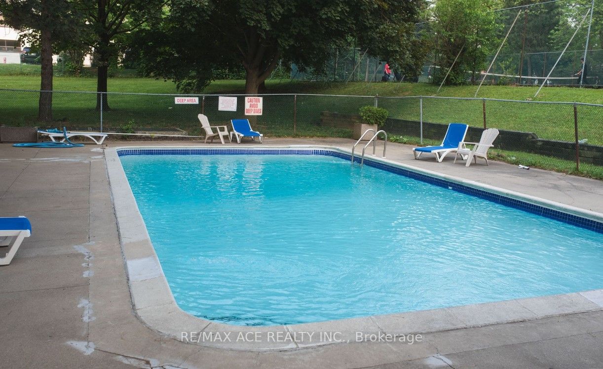 25 Silver Springs Blvd, #1211