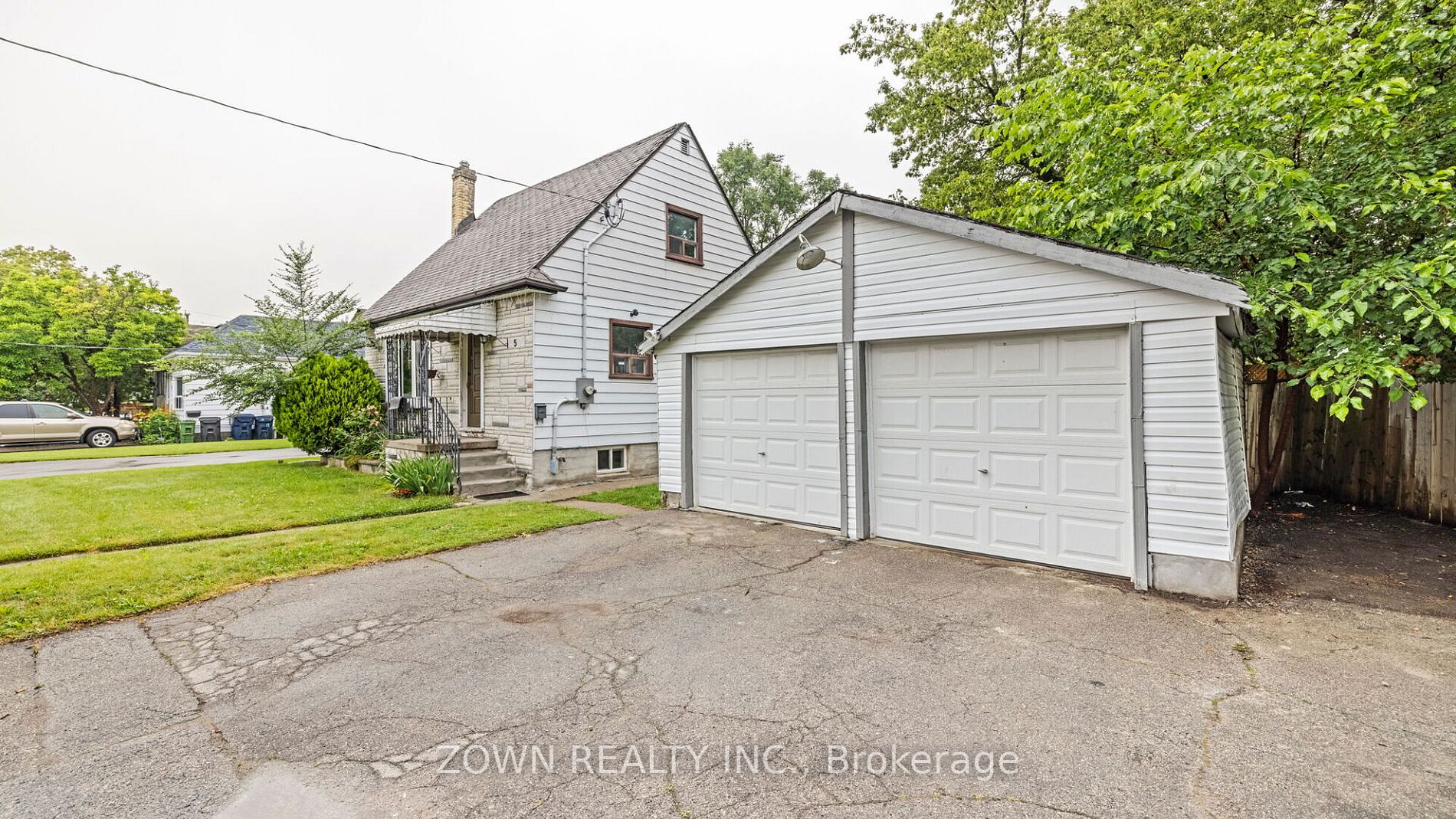 5 Elba Ave