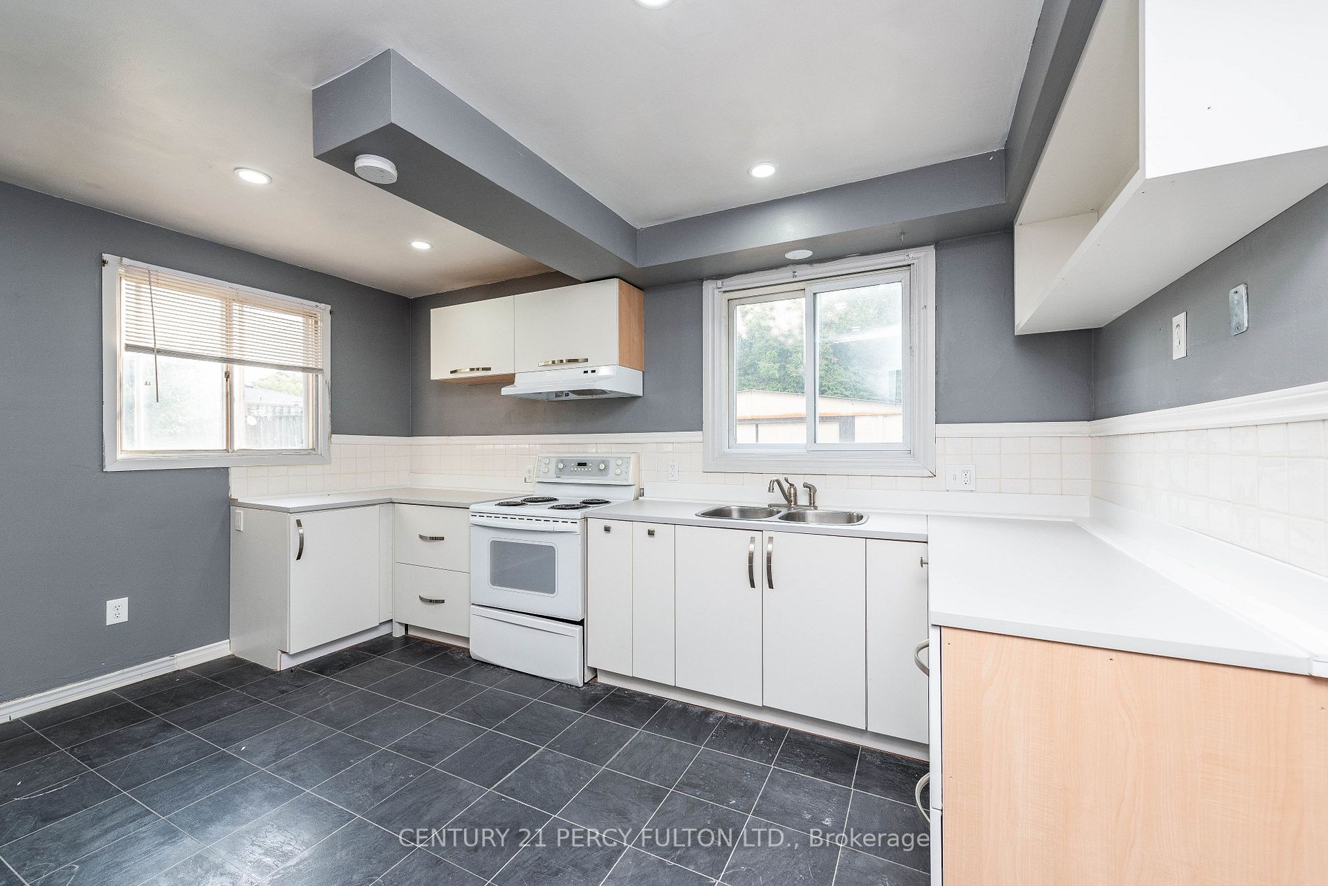 49 Lawrence Cres, #Bsmt