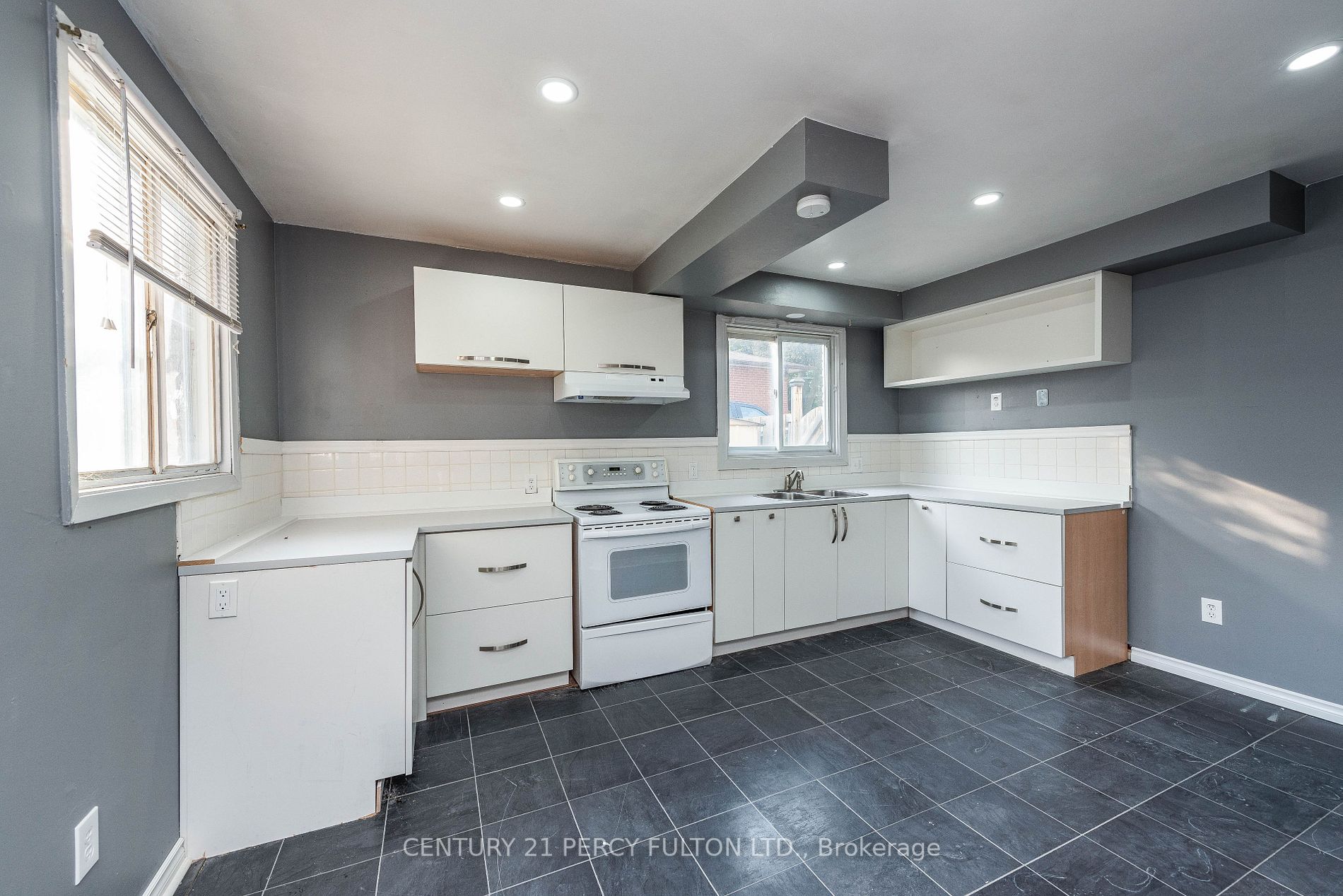 49 Lawrence Cres, #Bsmt