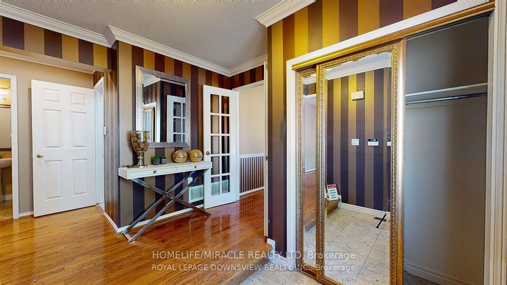 2121 Lynn Heights Dr