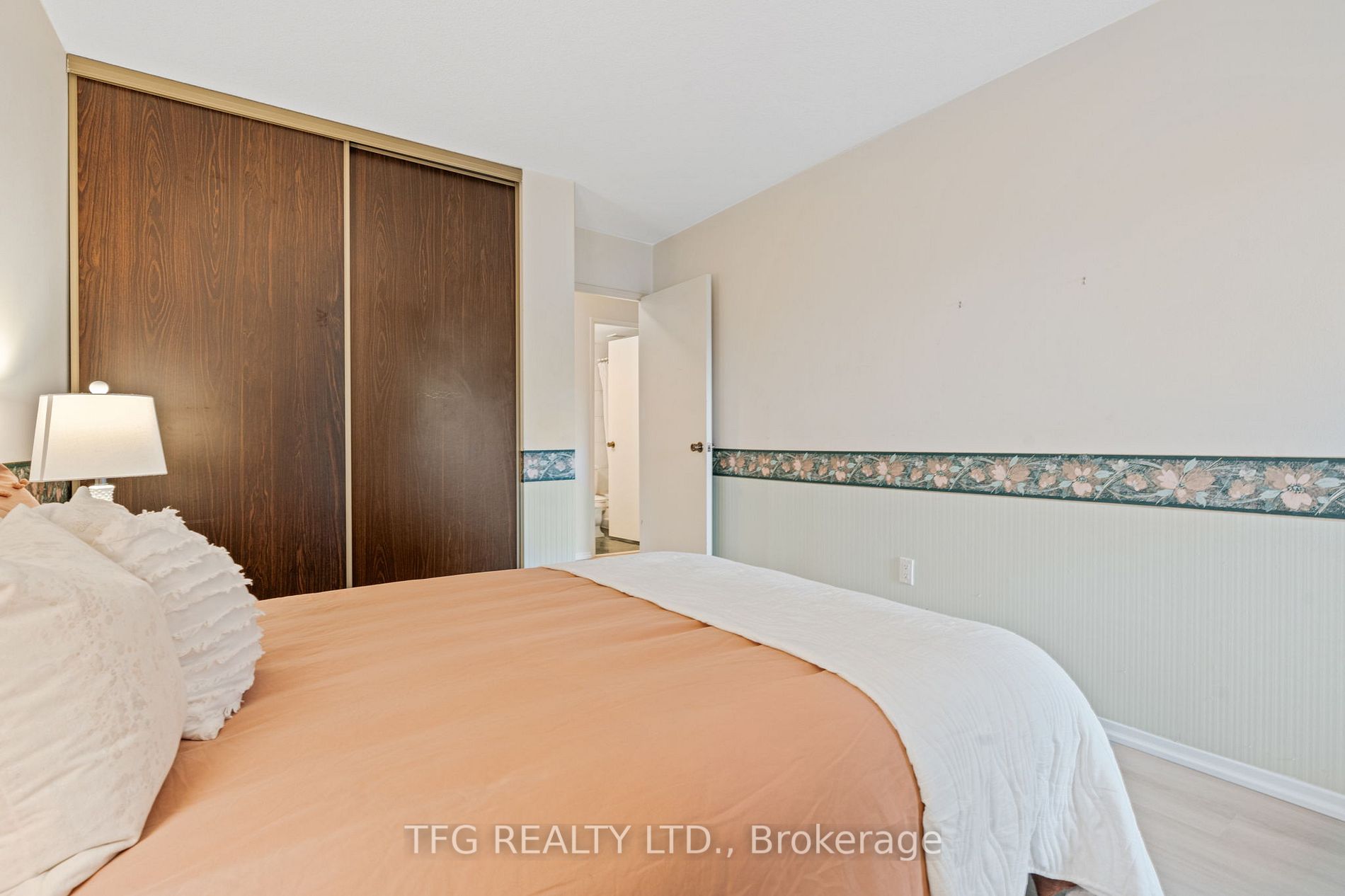 2365 Kennedy Rd, #206