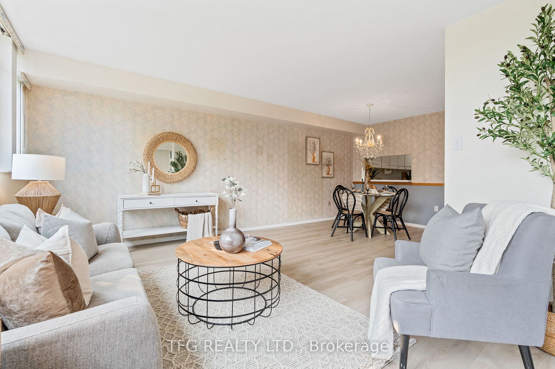 2365 Kennedy Rd, #206