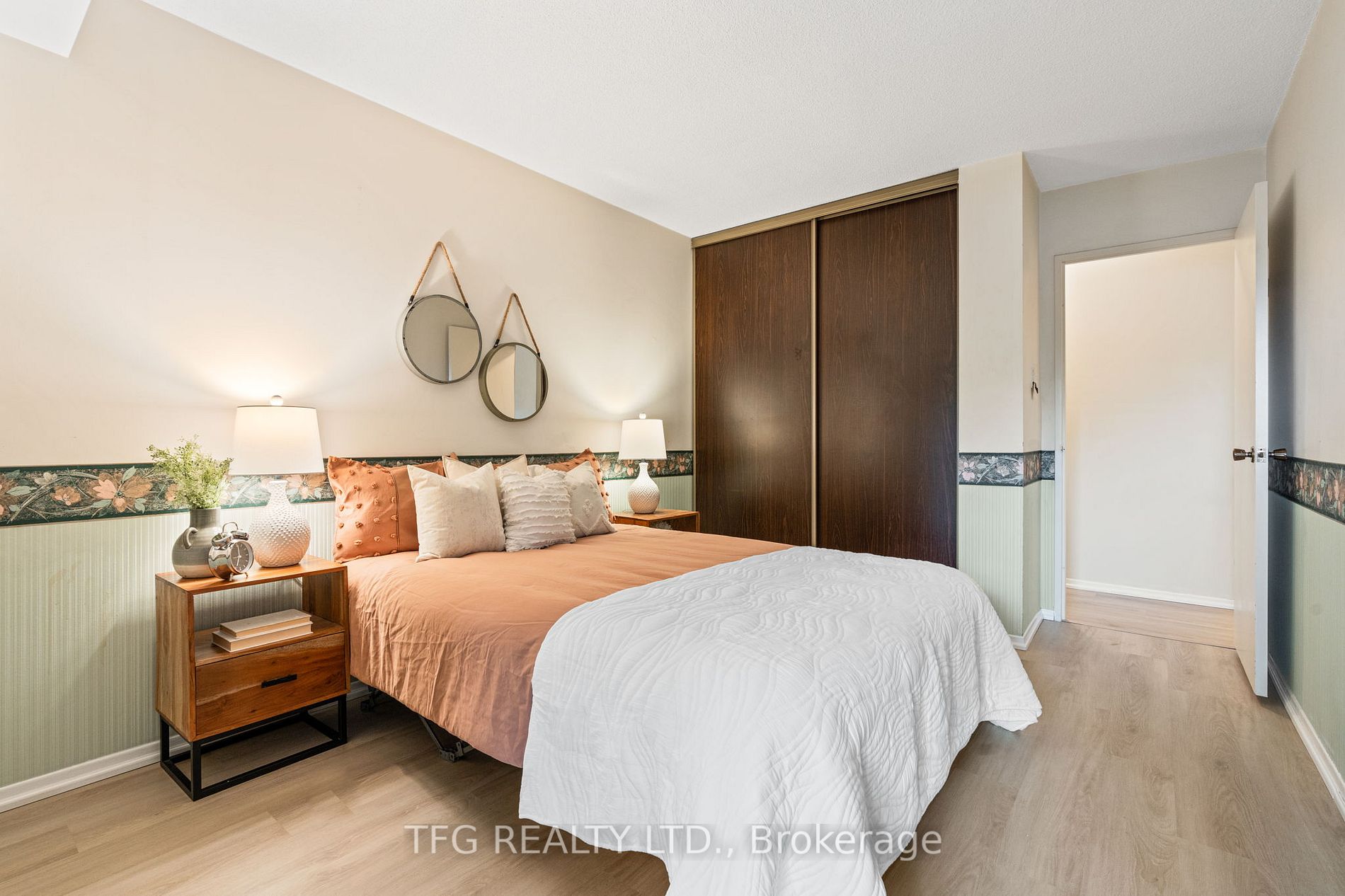 2365 Kennedy Rd, #206