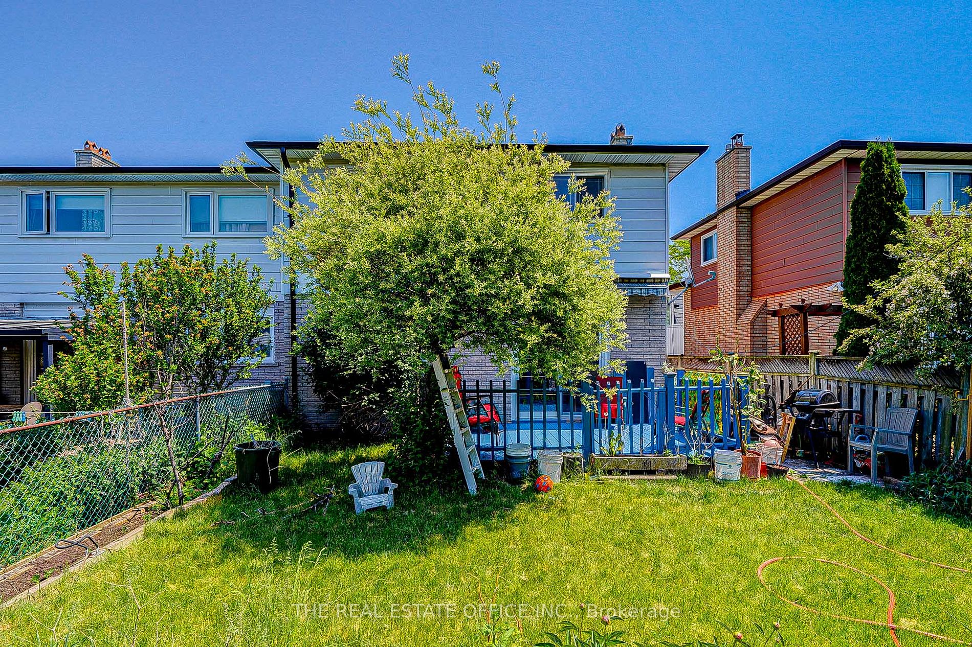 55 Fred Bland Crescent
