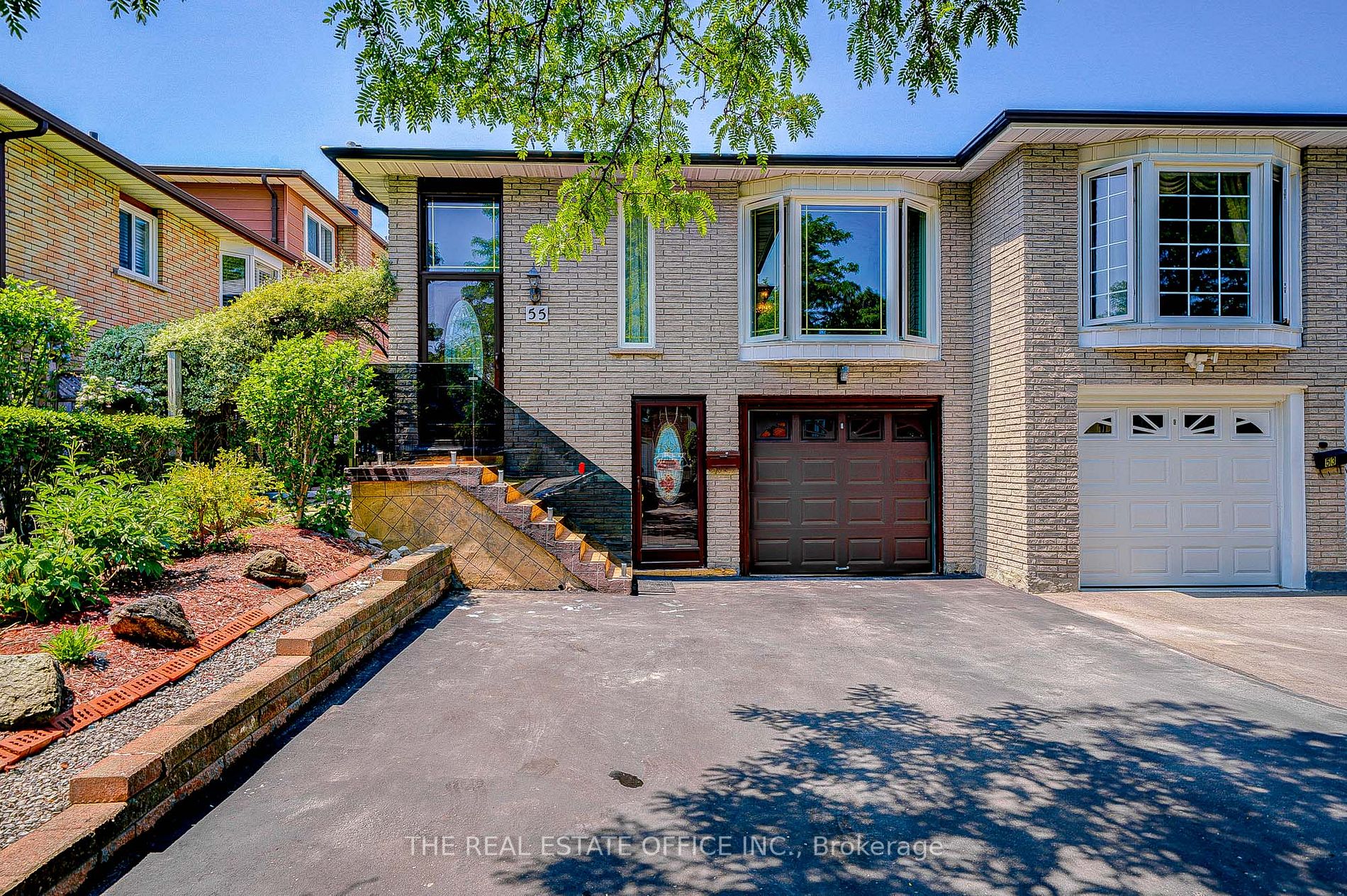 55 Fred Bland Crescent