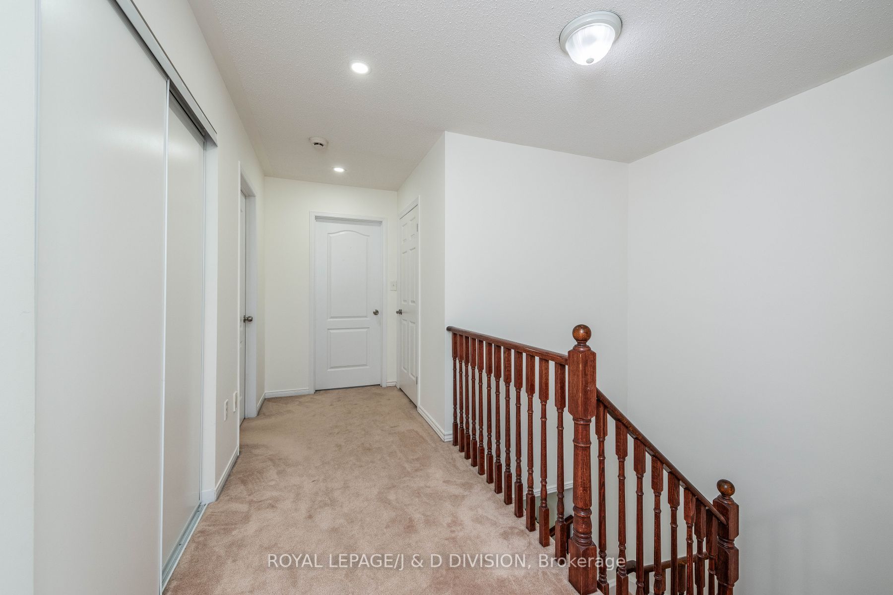 48 Carpendale Cres