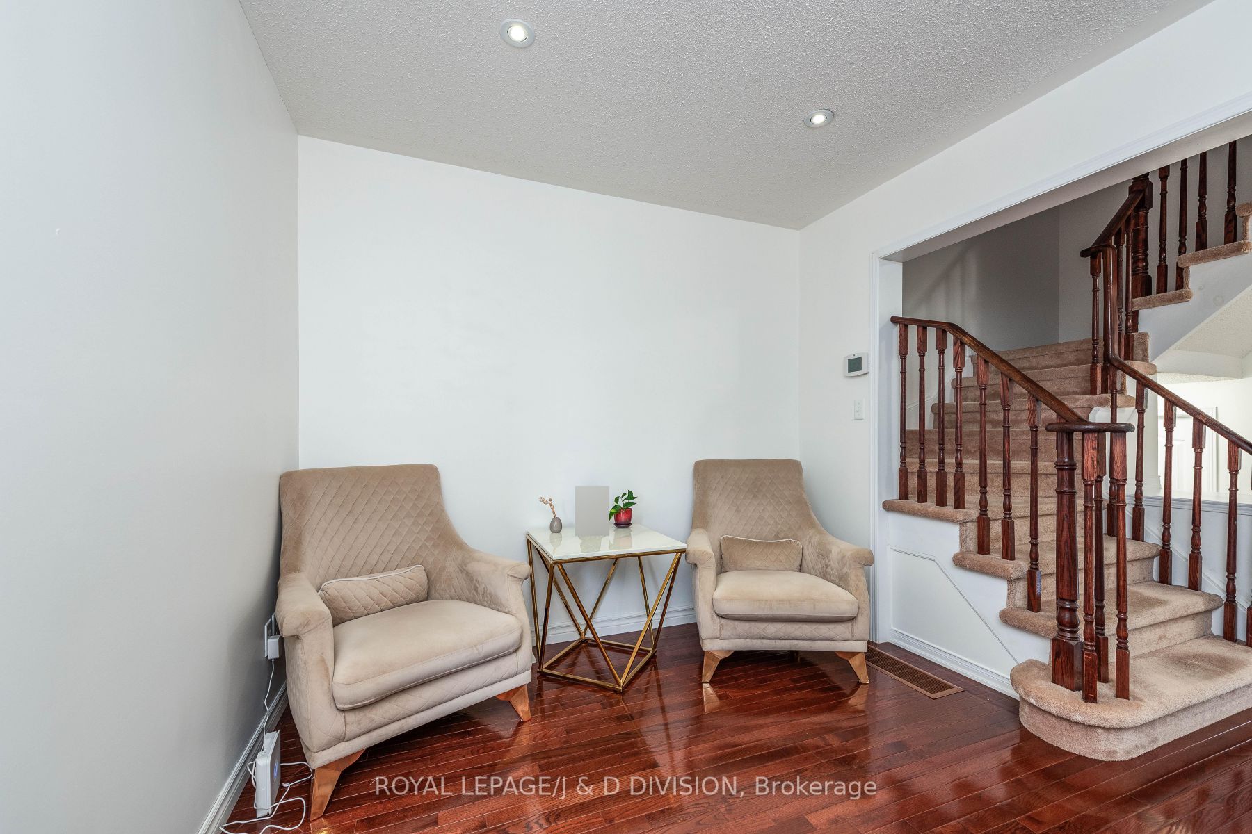 48 Carpendale Cres