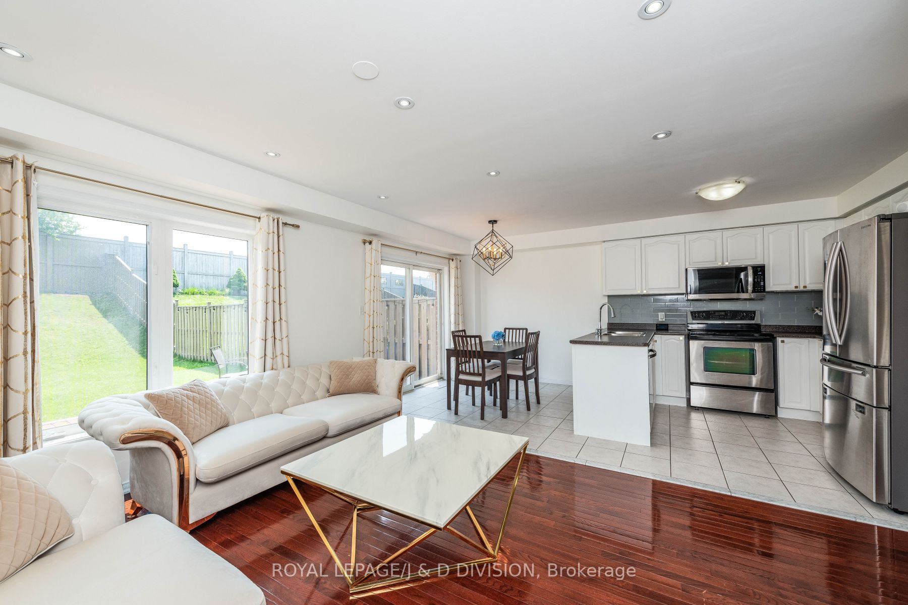 48 Carpendale Cres