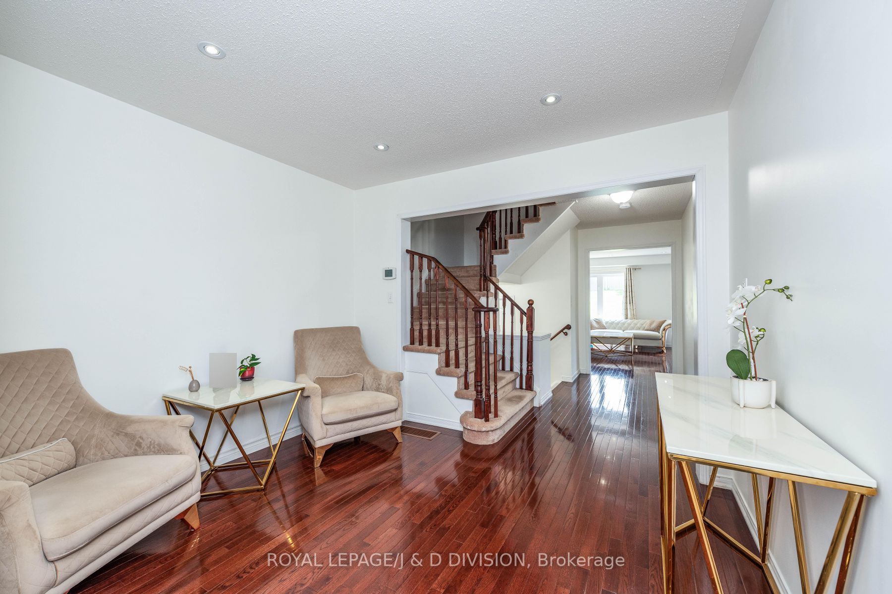 48 Carpendale Cres
