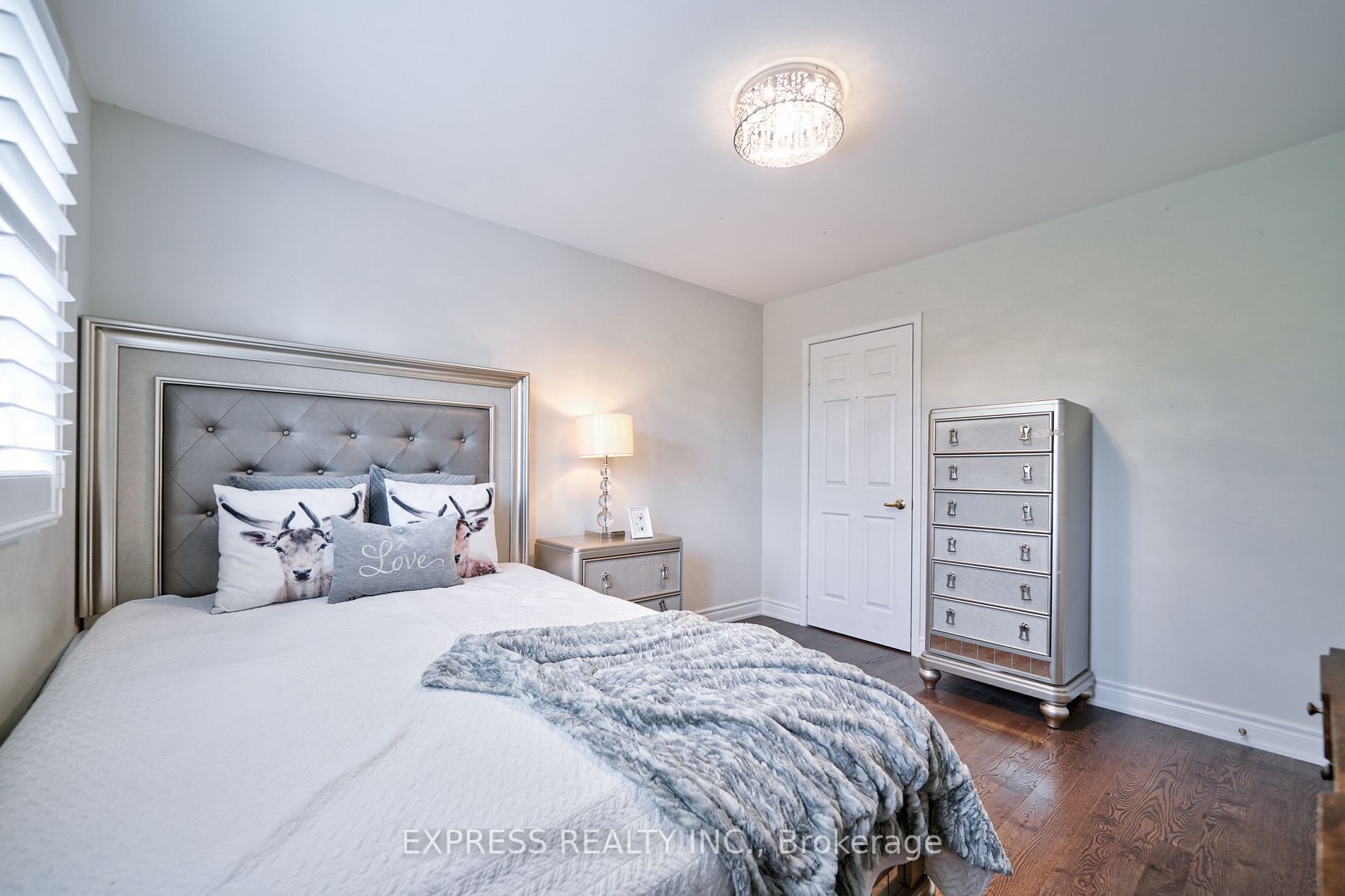 119 Chapel Park Sq