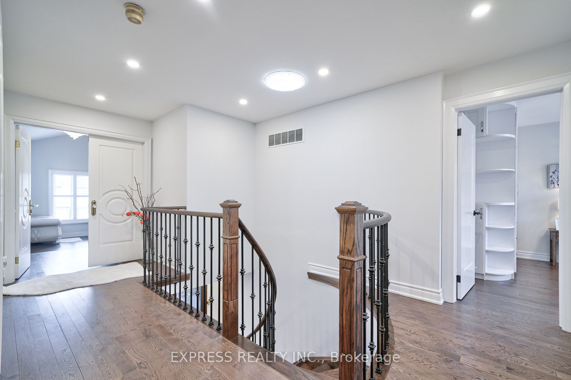 119 Chapel Park Sq