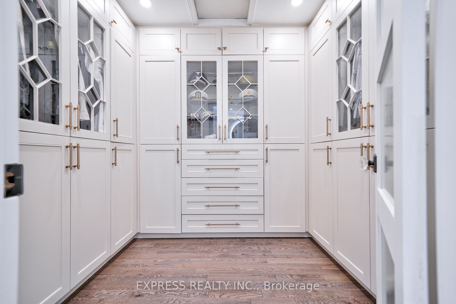 119 Chapel Park Sq