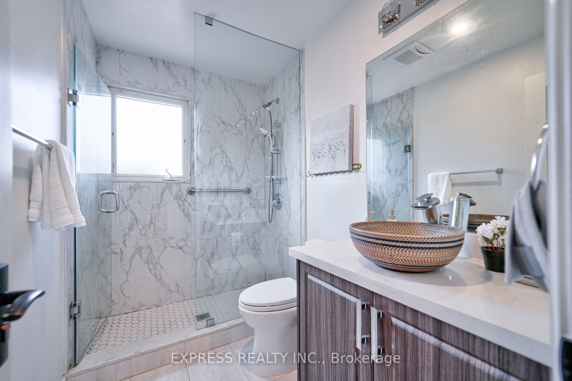 119 Chapel Park Sq