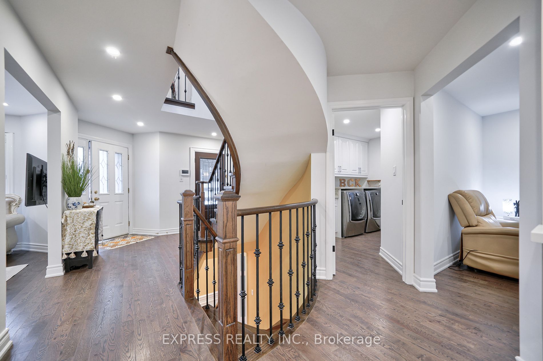 119 Chapel Park Sq