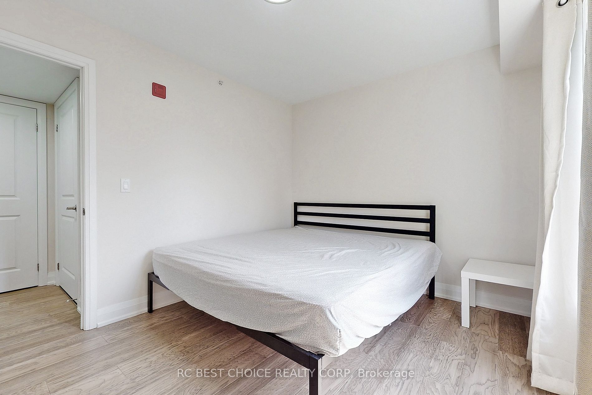 27 Somers Ave, #203