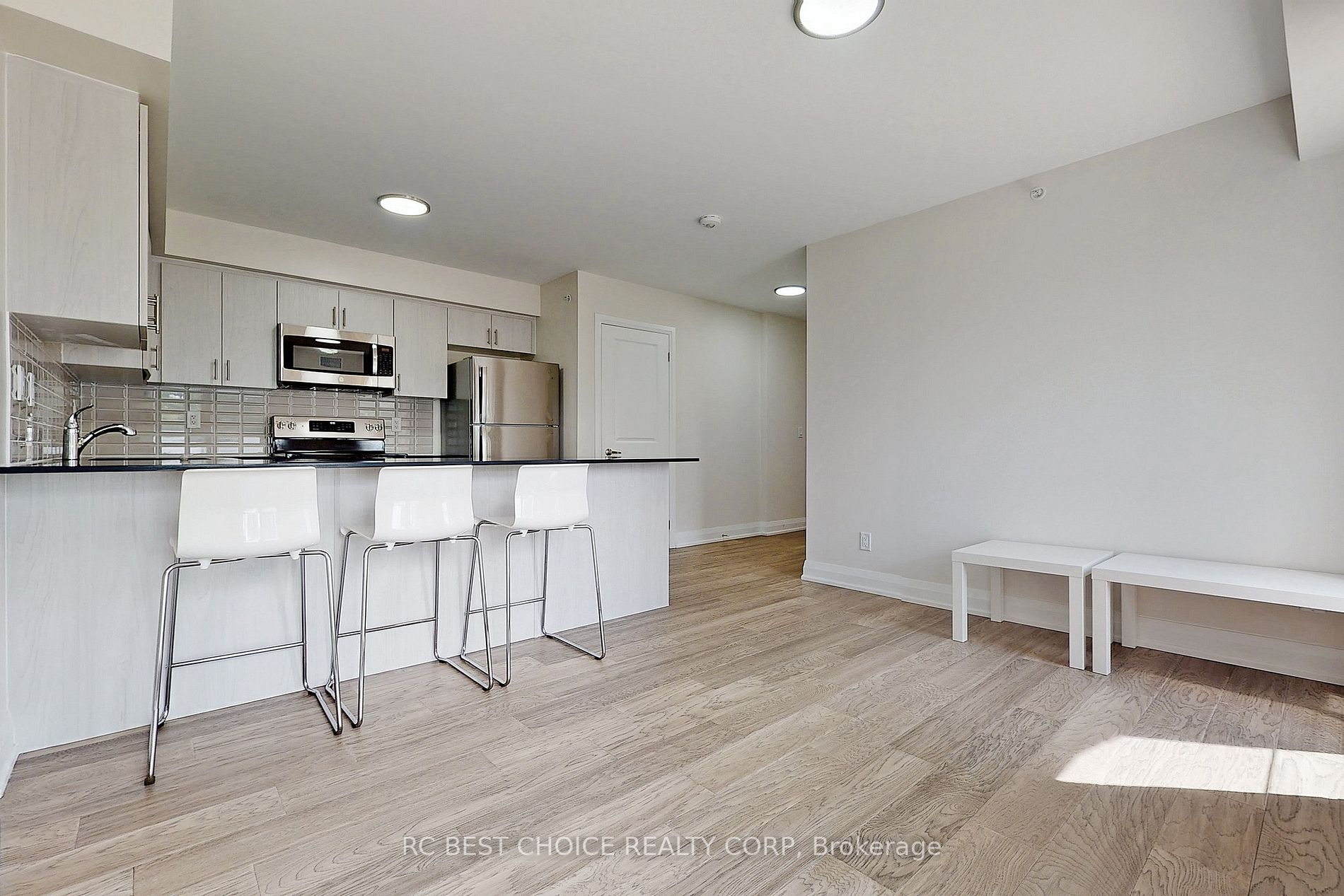 27 Somers Ave, #203