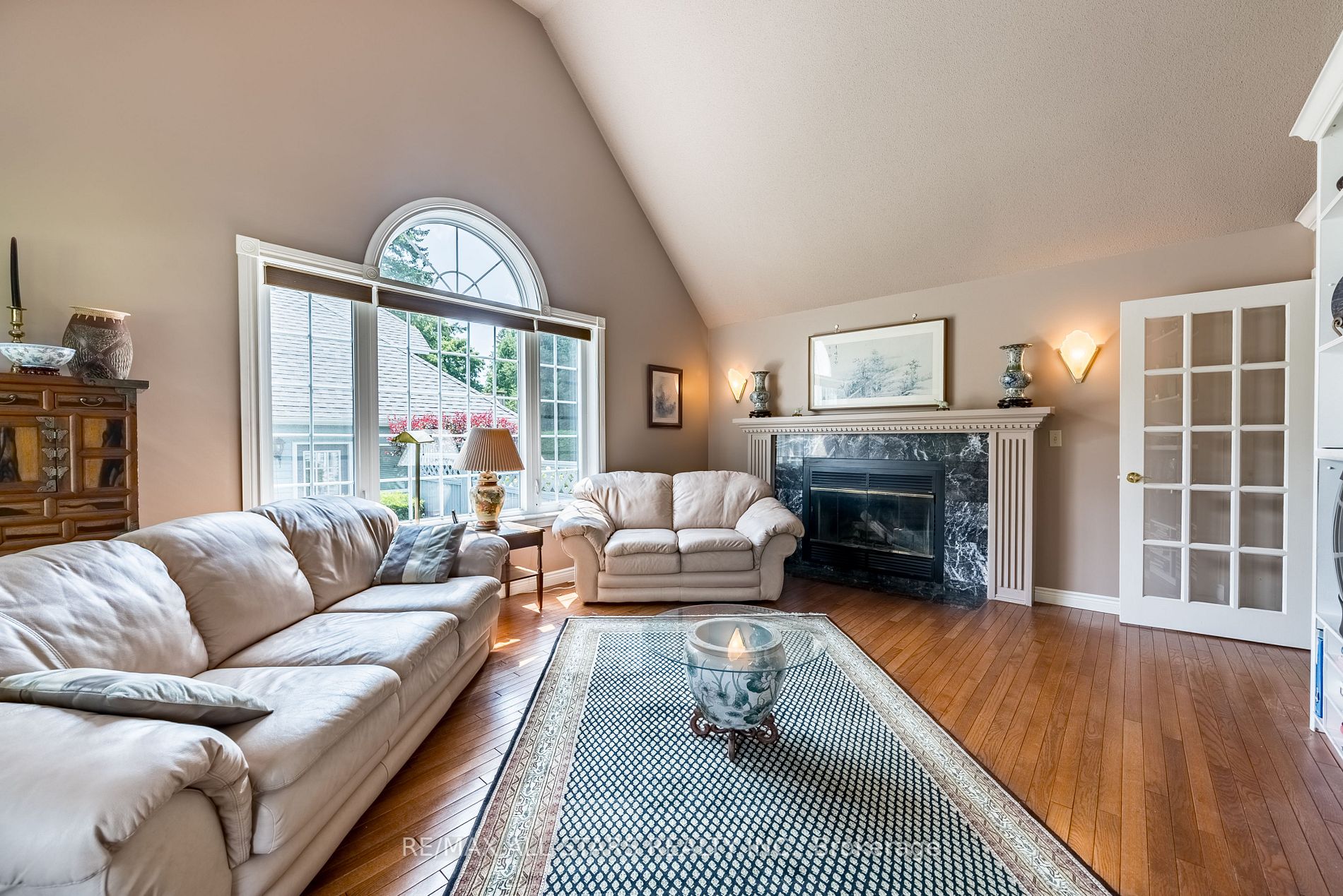 276 Union Ave