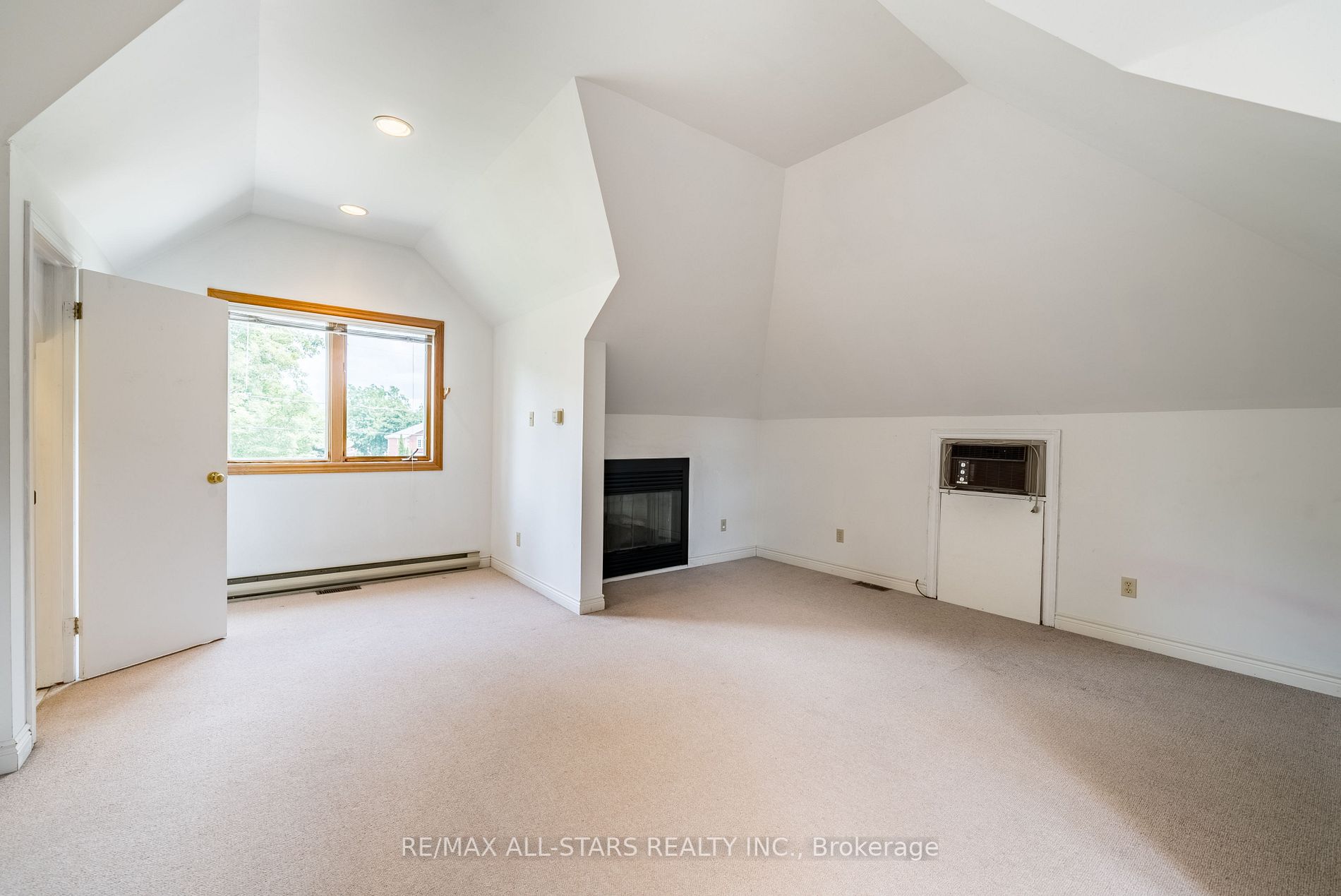276 Union Ave