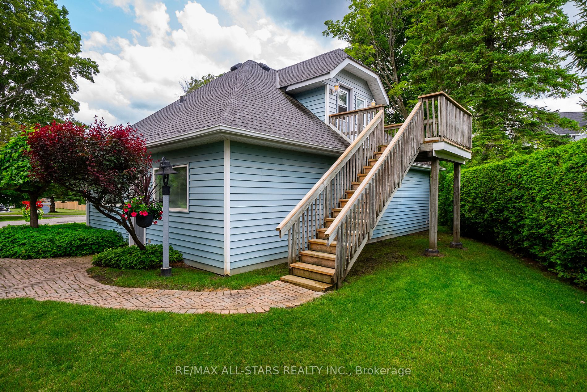 276 Union Ave