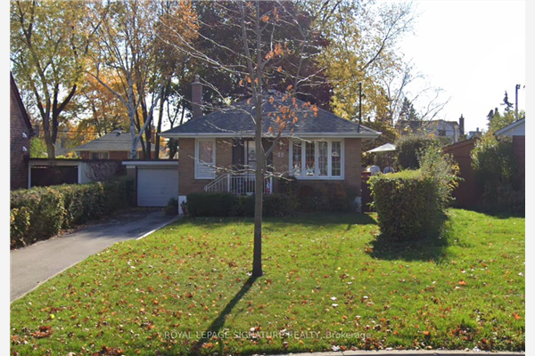 32 Christina Cres, Toronto
