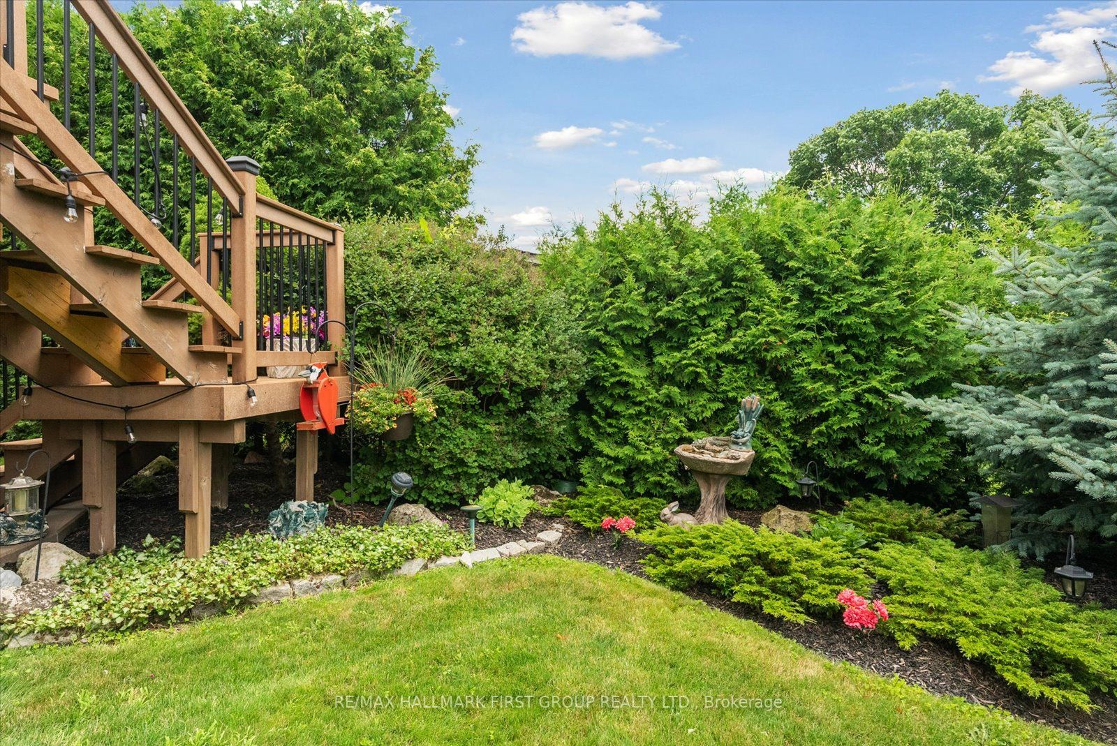 8 Crawford Dr