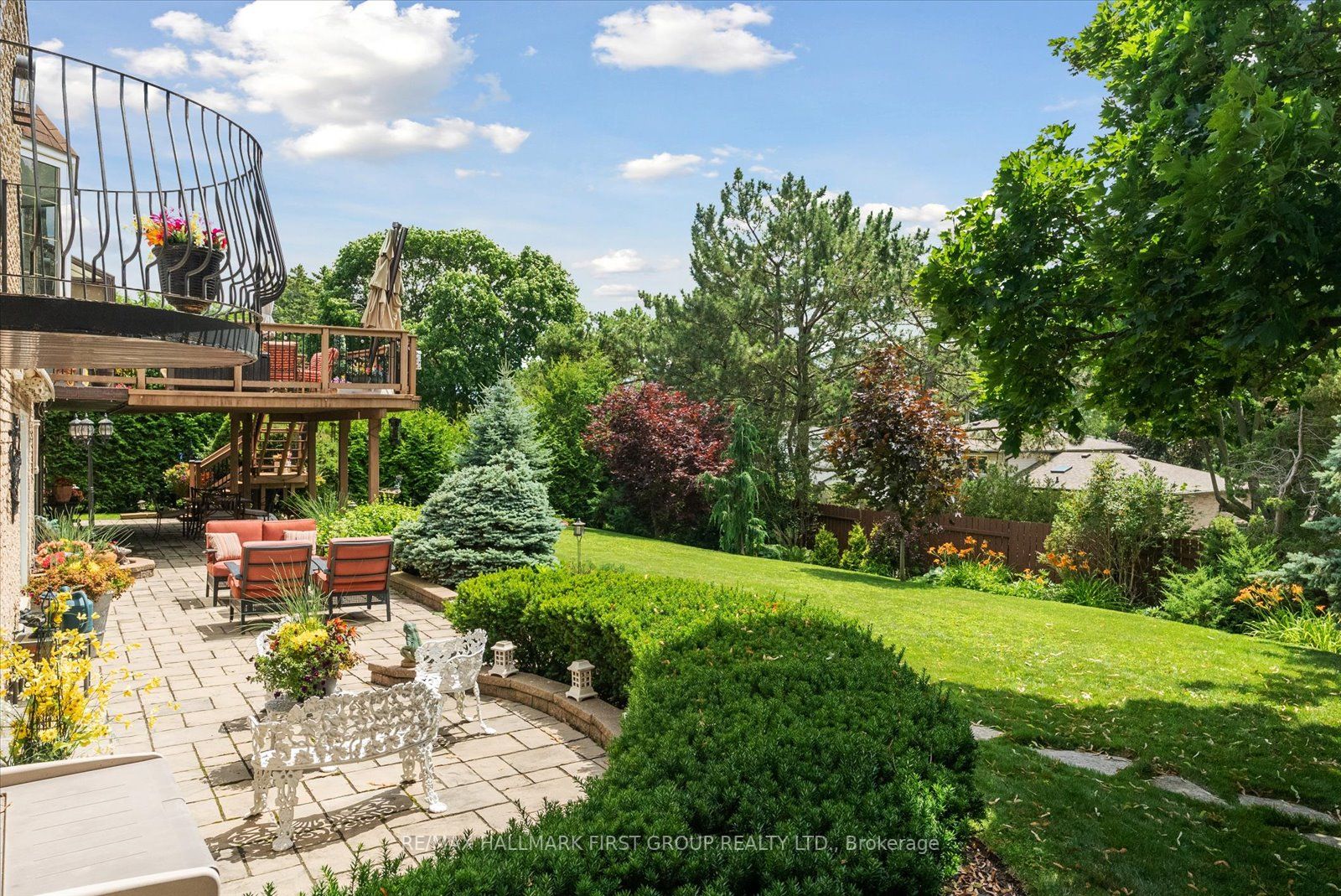 8 Crawford Dr
