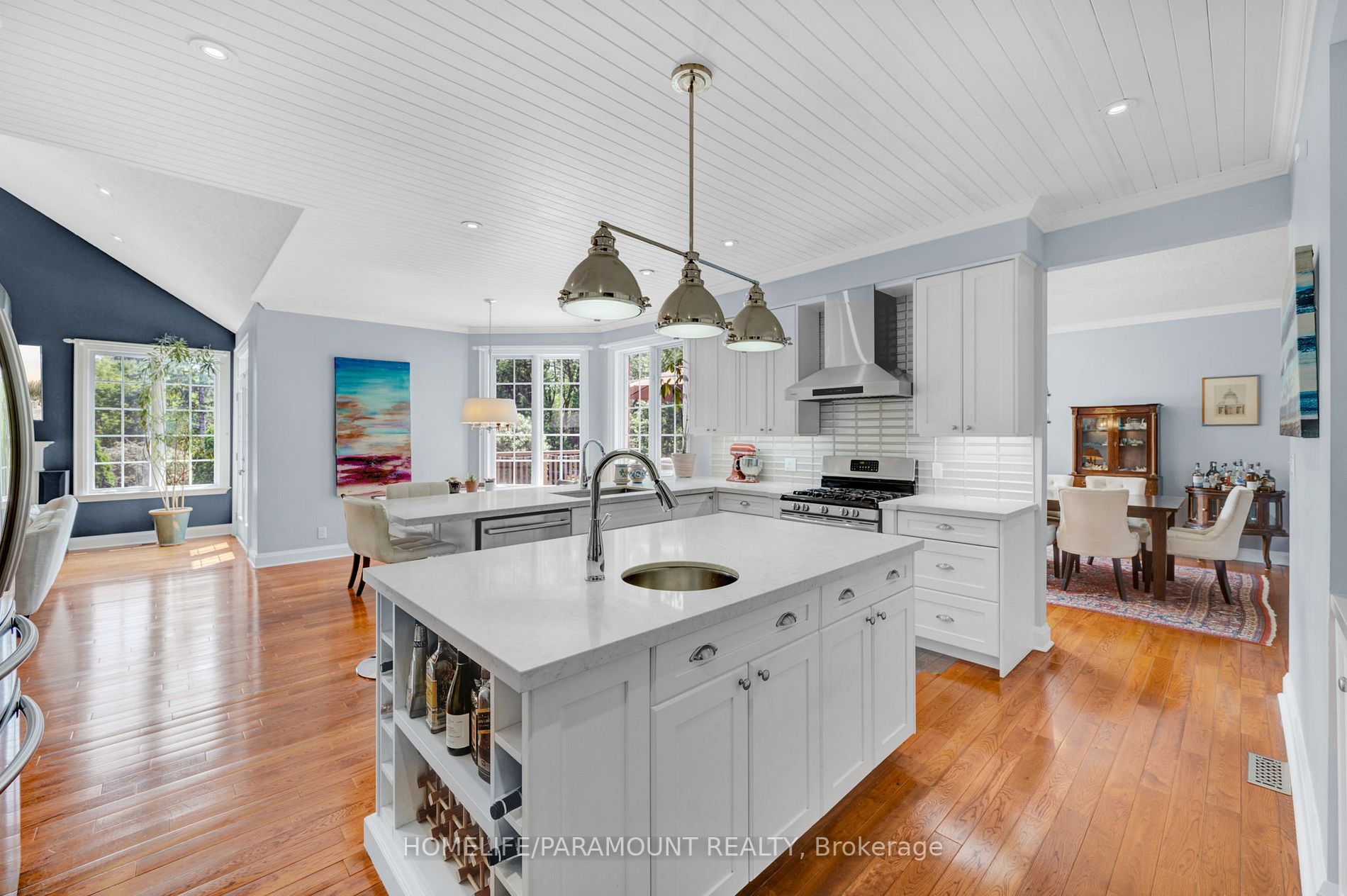 1277 Townline Rd N