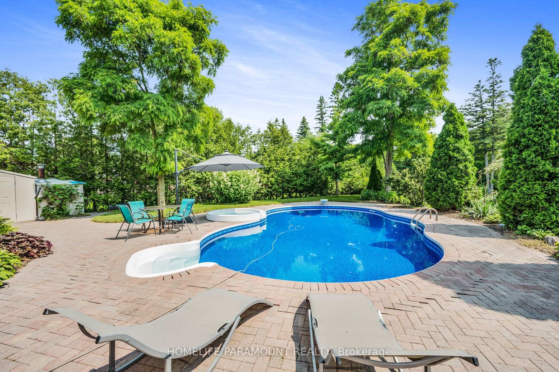 1277 Townline Rd N